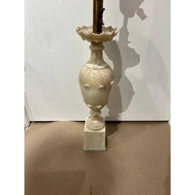 Neoclassical 1940’s Italian Curved Alabaster Single Lamp For Sale - Image 3 of 6