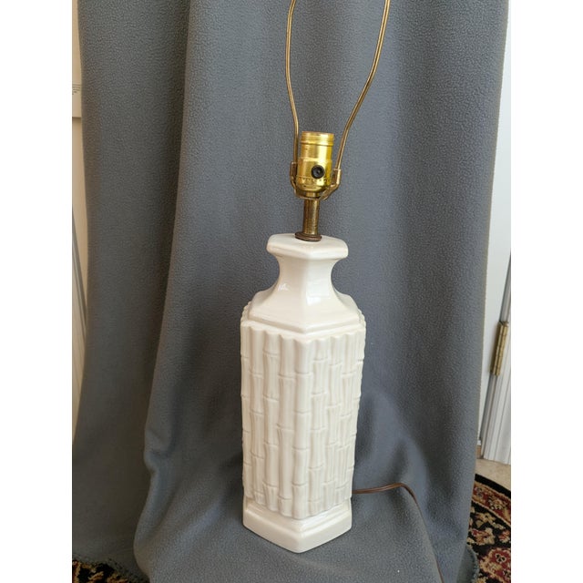 Palm Beach Regency Vintage white glazed ceramic faux bamboo in a hexagonal shape table lamp. Vintage coastal style...
