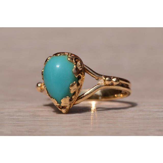 Mid 20th Century The Sandpiper Lane: Vintage Mid Century Yellow Gold Turquoise Ring For Sale - Image 5 of 11