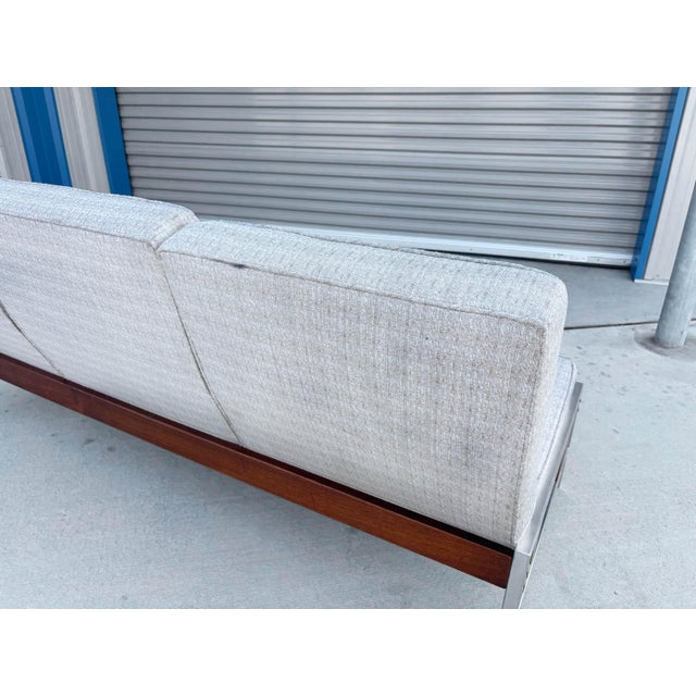 White Mid-Century Walnut and Aluminum Three-Seat Sofa, 1960s For Sale - Image 8 of 8