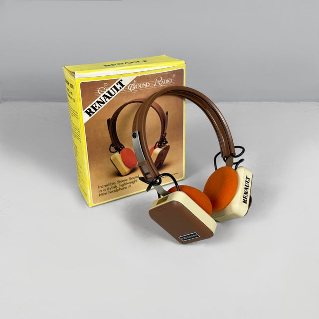 Modern Headphone Radio from Renault Sound Radio, France, 1970s For Sale - Image 12 of 12