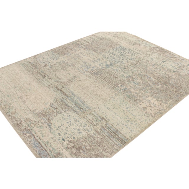 From Rug & Kilim’s Homage collection, a 9x12 distressed style abstract rug relishing chic-meets-modern sensibilities,...