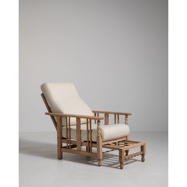 French Oak Reclining Armchair with Pull-Out Footrest, Antique, France, Circa 1940 For Sale - Image 17 of 18