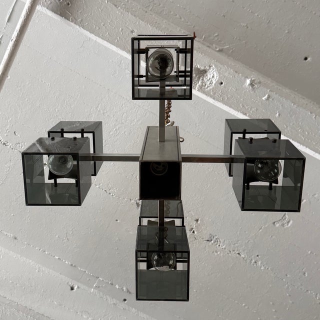 Late 20th Century Brutalist Smoked Plexiglass "Ice Cube" Chrome Chandelier For Sale In New York - Image 6 of 6