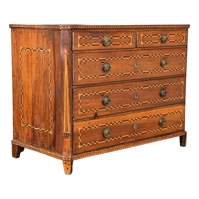 Italian 19th Century Inlay Walnut Commode For Sale