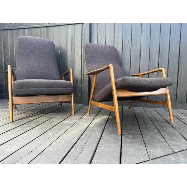Mid-Century Modern Mid 20th Century Danish Lounge Chairs With New Upholstery Attributed to Folke Ohlsson for Dux – Pair For Sale - Image 3 of 11