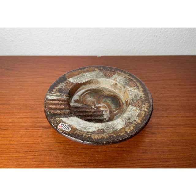 Mid-Century Modern Danish Studio Pottery Bowl by Aksel Larsen for Axella, 1960s For Sale - Image 17 of 17