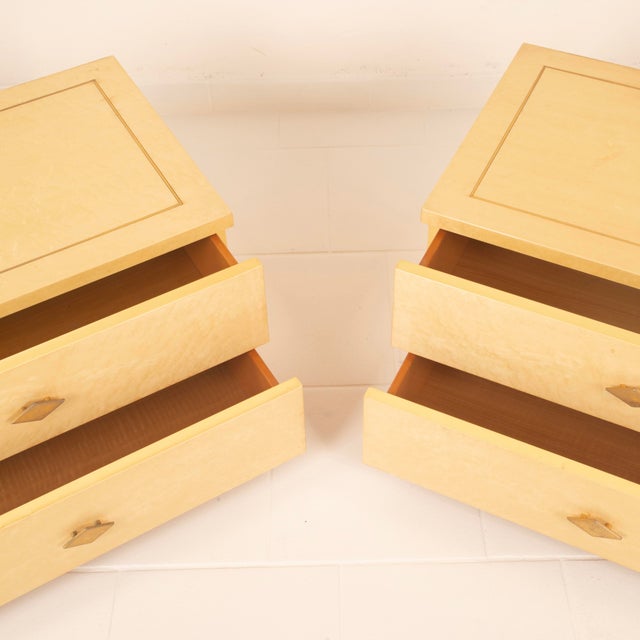 Italian Maple Burl and Brass Nightstands by Gianluigi Gorgoni for Fratelli Turri, 1980s, Set of 2 For Sale - Image 13 of 18