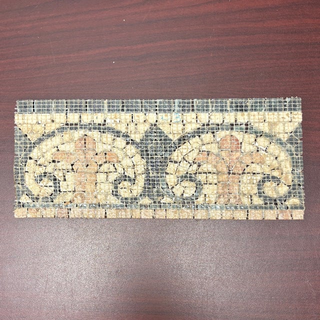 Verde Saltan Marble / Botticino Marble / Montsoreau Marble Satin Finish Fungi Decorative Mosaic Border For Sale - Image 4 of 4