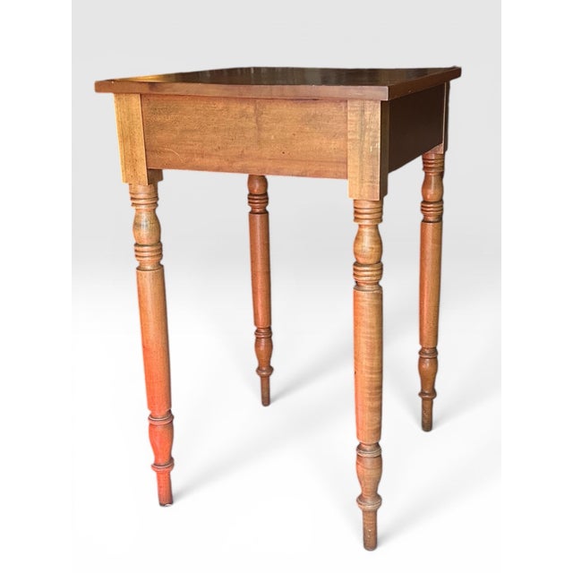 Brown American Early 19th Century Sheraton Style Cherry Single Drawer Side Table. For Sale - Image 8 of 9