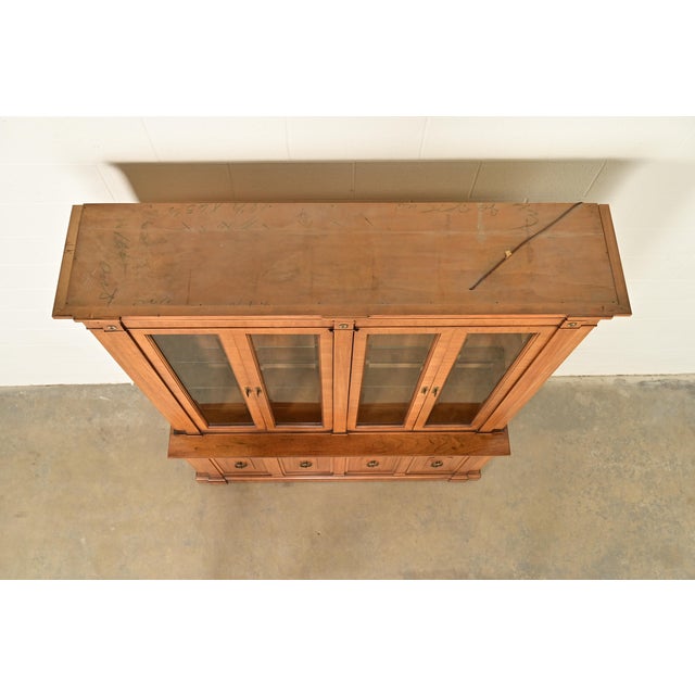 Thomasville Italian Neoclassical Carved Walnut Lighted Breakfront Bookcase Cabinet, Circa 1960s For Sale - Image 13 of 16