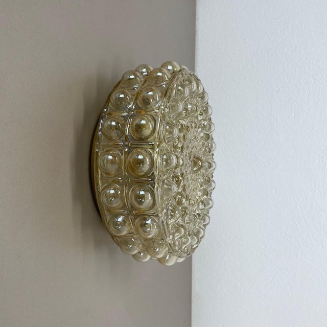 Amber Bubble Structure Wall Light attributed to Helena Tynell for Glashütte Limburg, 1960s For Sale - Image 4 of 18