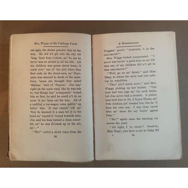 1900 - 1909 Antique “Mrs. Wiggs of the Cabbage Patch” Hardcover Book | Early 20th Century Green Cloth Edition For Sale - Image 5 of 5