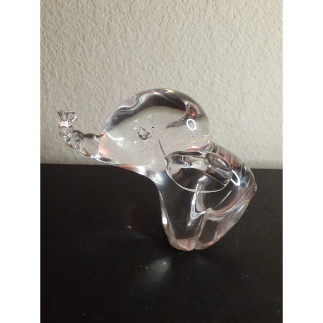 Art Deco 1960s Artist Signed Clear Art Glass Trunk Up Elephant Figurine For Sale - Image 3 of 6