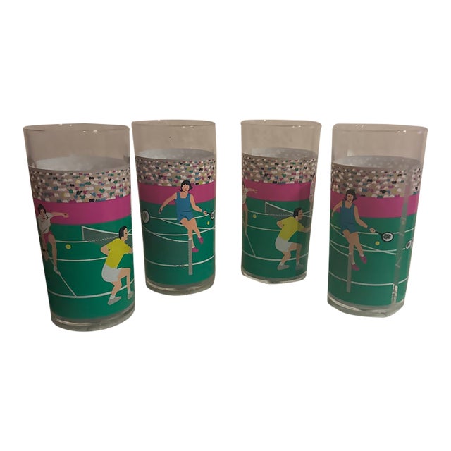 Vintage Retro Tennis Court Illustration Plastic Tumbler Cups – Set of 4 For Sale