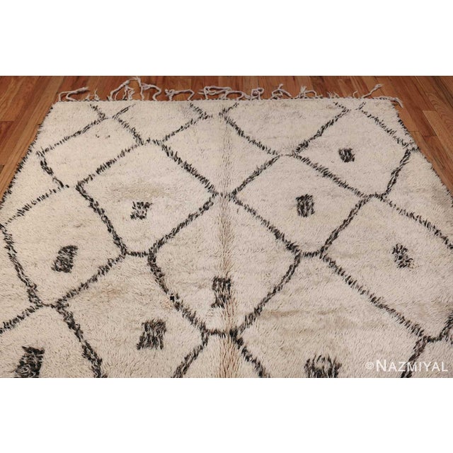 Nazmiyal Collection Ivory Shag Vintage Beni Ourain Moroccan Rug For Sale In New York - Image 6 of 8