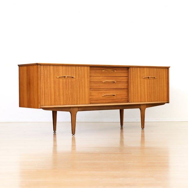 Brown Mid Century Teak Credenza by Jentique Furniture For Sale - Image 8 of 10