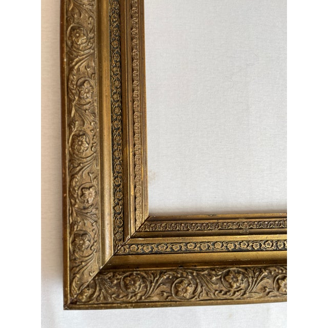 Large Vintage Giltwood Picture Frame with Floral Relief, 1930 For Sale - Image 4 of 12