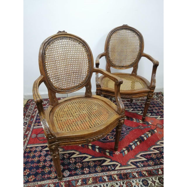 Wood Louis XVI Armchairs in Vienna Straw and Walnut, 1800s, Set of 2 For Sale - Image 7 of 14
