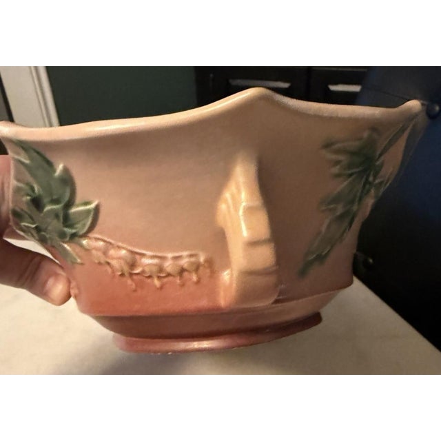 Roseville Bleeding Heart Pink ca.1938 Vintage Art Ceramic Bowl 383-12" For Sale - Image 12 of 12