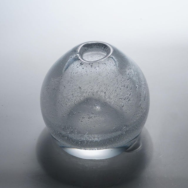 Tapio Wirkkala Art Glass Vase With Sodium Bubbles Tapio Wirkkala for Iittala 1940s For Sale - Image 4 of 6
