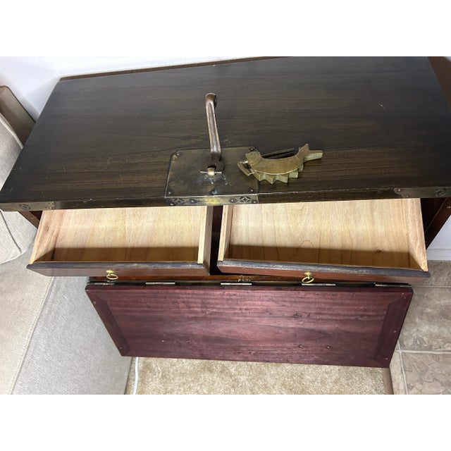 Antique Korean Bandaji With Ornate Brass Hardware & Rare Working Fish Lock For Sale - Image 12 of 18