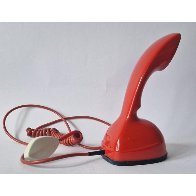 Mid-Century Plastic Cobra Telephone by L.M Ericsson for Ericofon, Sweden, 1968 For Sale - Image 4 of 13