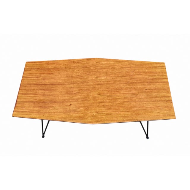 1950s Wooden Coffee Table with Contoured Top, Black Metal Frame, and Brass Accents attributed to Isa Bergamo, Italy, 1950s For Sale - Image 5 of 8