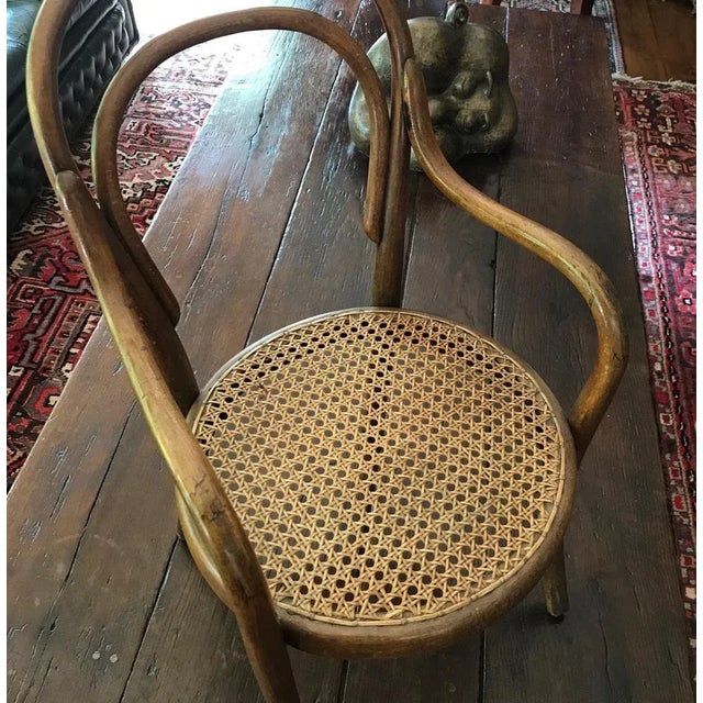Children’s armchair Thonet signed. Very good condition circa 1890. Collector’s item. This piece is attributed to the...
