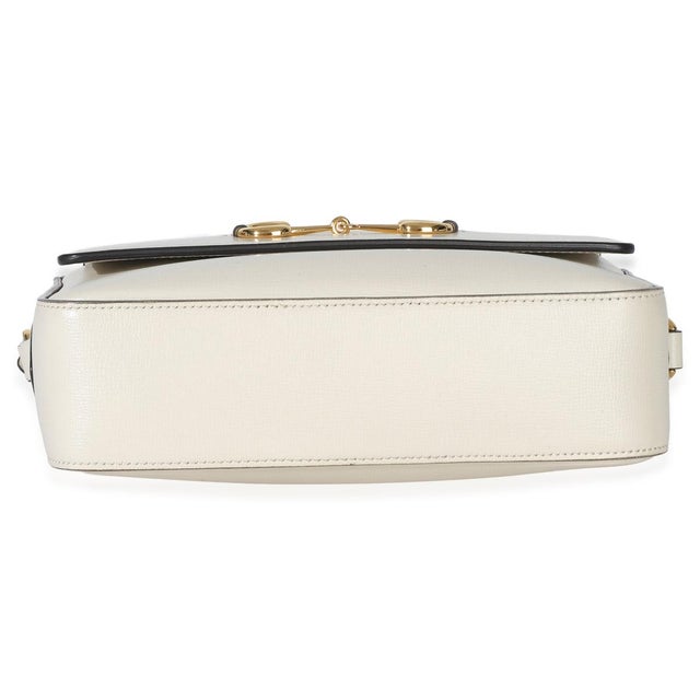 1950s White Textured Calfskin Small Horsebit 1955 Shoulder Bag For Sale - Image 5 of 9