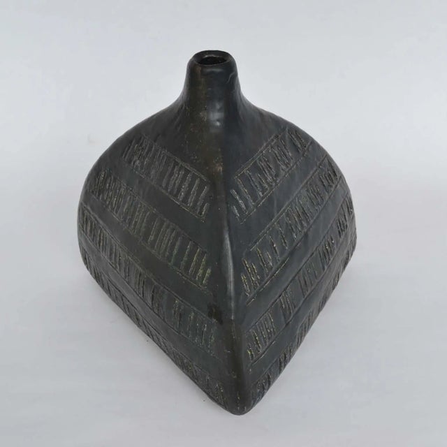 Hand Formed Studio Pottery Vases by Krystyna Czelny, 1960s, Set of 3 For Sale - Image 13 of 18