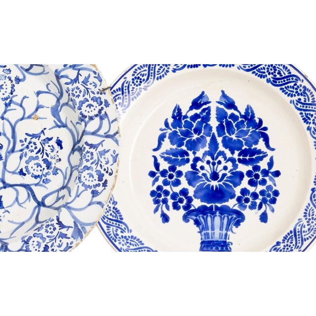 Earthenware - Two earthenware plates - 19th century. Portuguese, 19th century; decorations in shades of blue with floral...