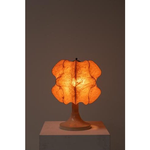 Mid-Century Modern Cocoon Table Lamp with Resin Shade, Italy, 1970s For Sale - Image 4 of 8