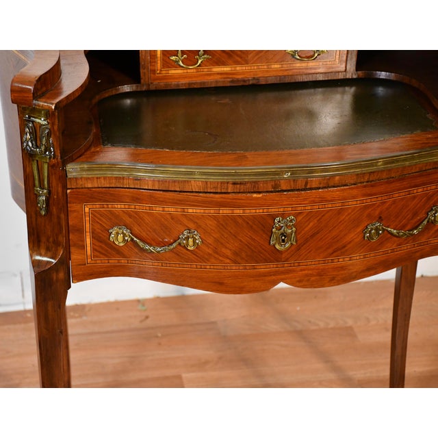 Brown 1890s Antique French Louis XV Walnut Inlaid Ladies Writing Desk Bonheur-Du-Jour For Sale - Image 8 of 18