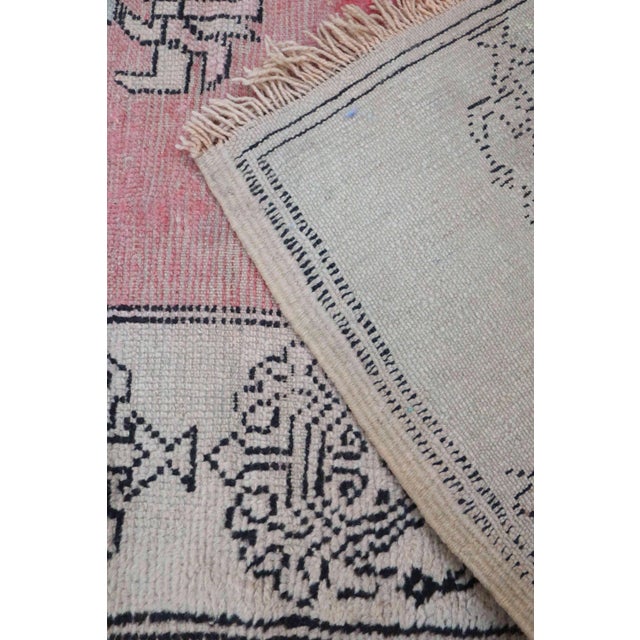 Vintage Moroccan Rug - 4'6" X 6'0" Ft For Sale - Image 4 of 6