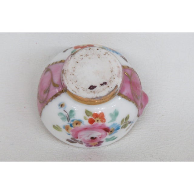 Ceramic Small Ceramic Bowl Miniature Vessel Hand Painted Floral Motif Gold Trim 5117b For Sale - Image 7 of 11