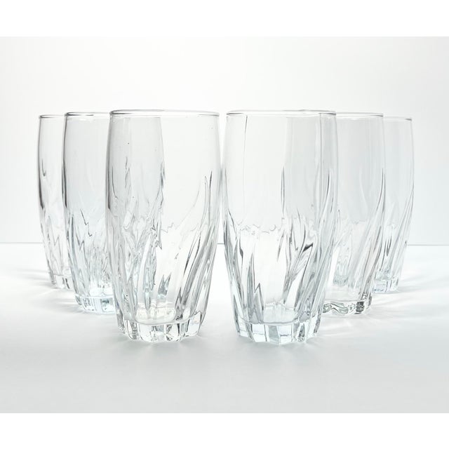 Anchor Hocking “Central Park, Clear” 6 Highball Tumbler Drinking Glasses 6” 16oz Good condition. No chips, cracks, or...
