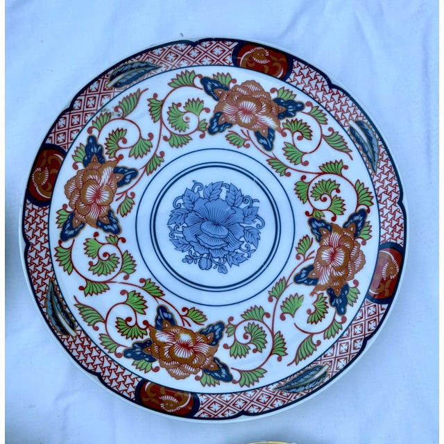 Fitz and Floyd 19th-Century Japanese Imari Inspired Decorative Plate Curation- 6 Plates For Sale - Image 4 of 12