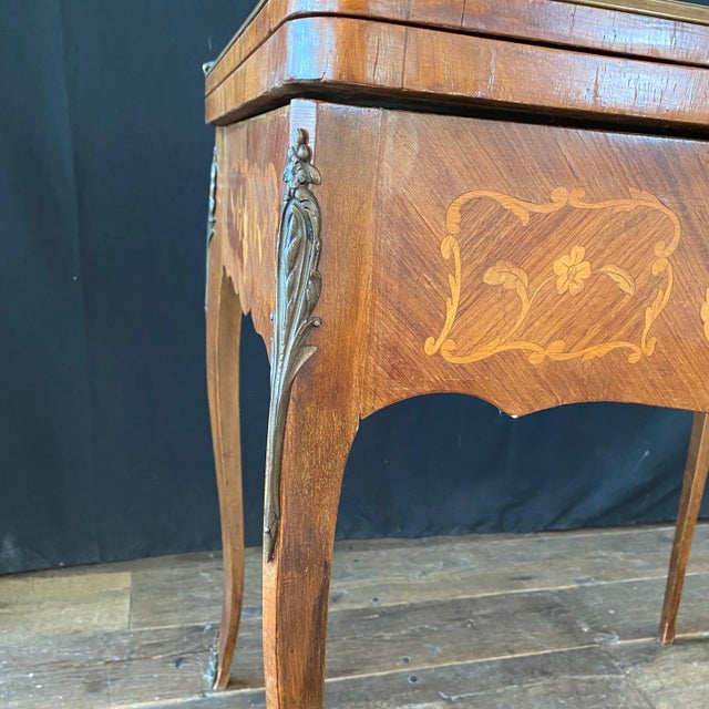 French Louis XV Walnut Marquetry Inlaid Card and Backgammon Table For Sale - Image 4 of 15
