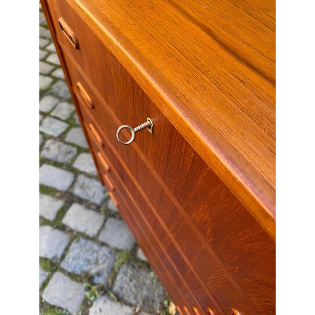 Danish Teak Chest of Drawers with Recessed Handles and Lock For Sale - Image 4 of 11