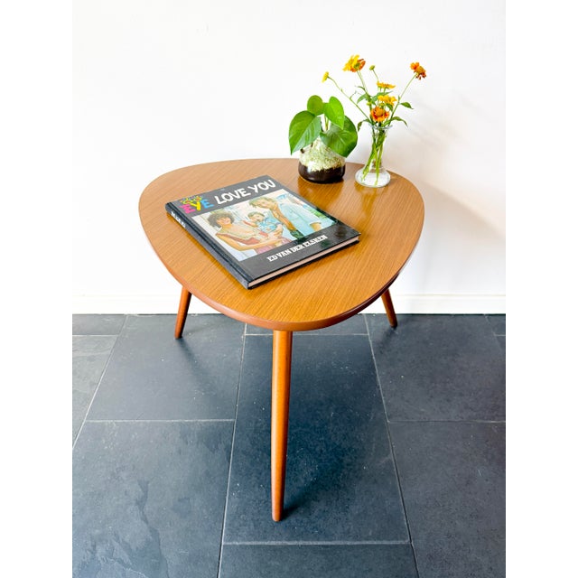 LargeMid-Century Modern Triangular Formica Coffee Table, 1960s For Sale - Image 13 of 13