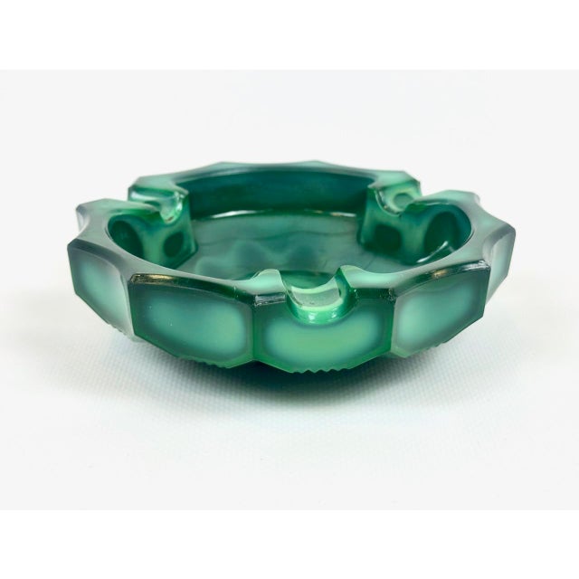 Forest Green Bohemian Malachite Ashtray from Jablonec Glassworks, 1960s For Sale - Image 8 of 8