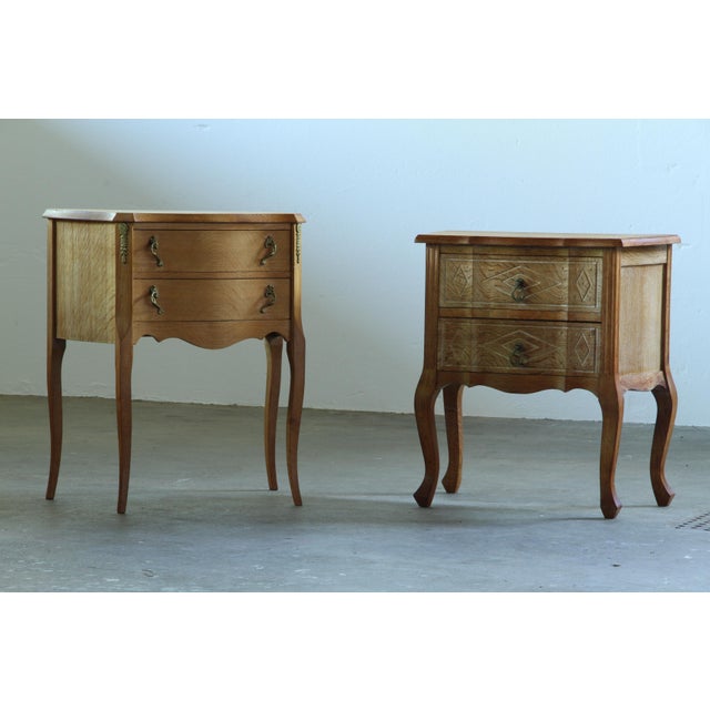 Vintage Danish Oak Nightstands with Hand-Carved Drawer Fronts, 1970s, Set of 2 For Sale - Image 8 of 18