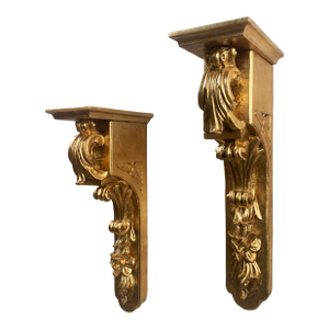 Late 19th Century Neo-Baroque Handcarved Giltwood Wall Brackets, a Pair