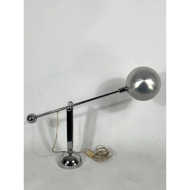 Silver Mid-Century Italian Modern Chrome Counterweight Table Lamp, 1970s For Sale - Image 8 of 13