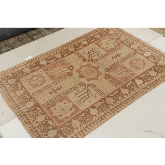 This antique 6x9 Persian rug is a unique rug for its period—hand-knotted in wool circa 1920-1930. Further on the Design:...