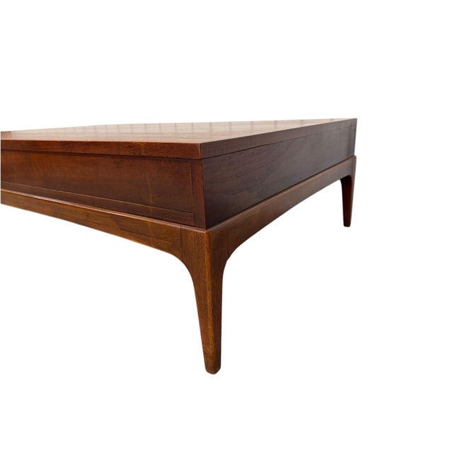 1960s Mid-Century Modern Lane Rhythm Rectangular Coffee Table - Refinished! For Sale - Image 5 of 10