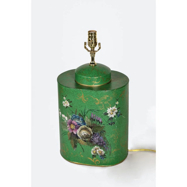 Vintage English Export Chinoiserie Style Tea Caddy Lamp.Vintage English Export Chinoiserie Style Tea Caddy Lamp Painted...