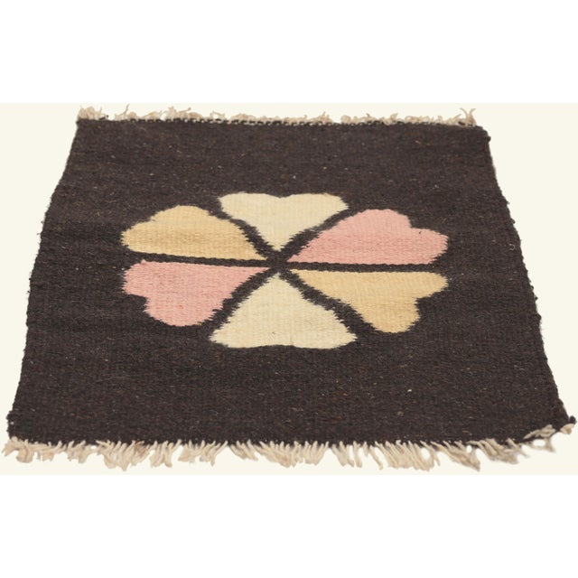 Contemporary Vintage Mexican Zapotec Rug, 01'02 X 01'06 For Sale - Image 3 of 10