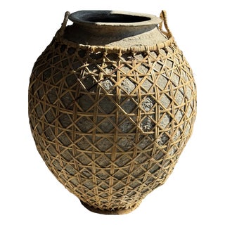 Vintage Light Grey Pot with Lattice Lid and Rattan Handles, 1960s For Sale